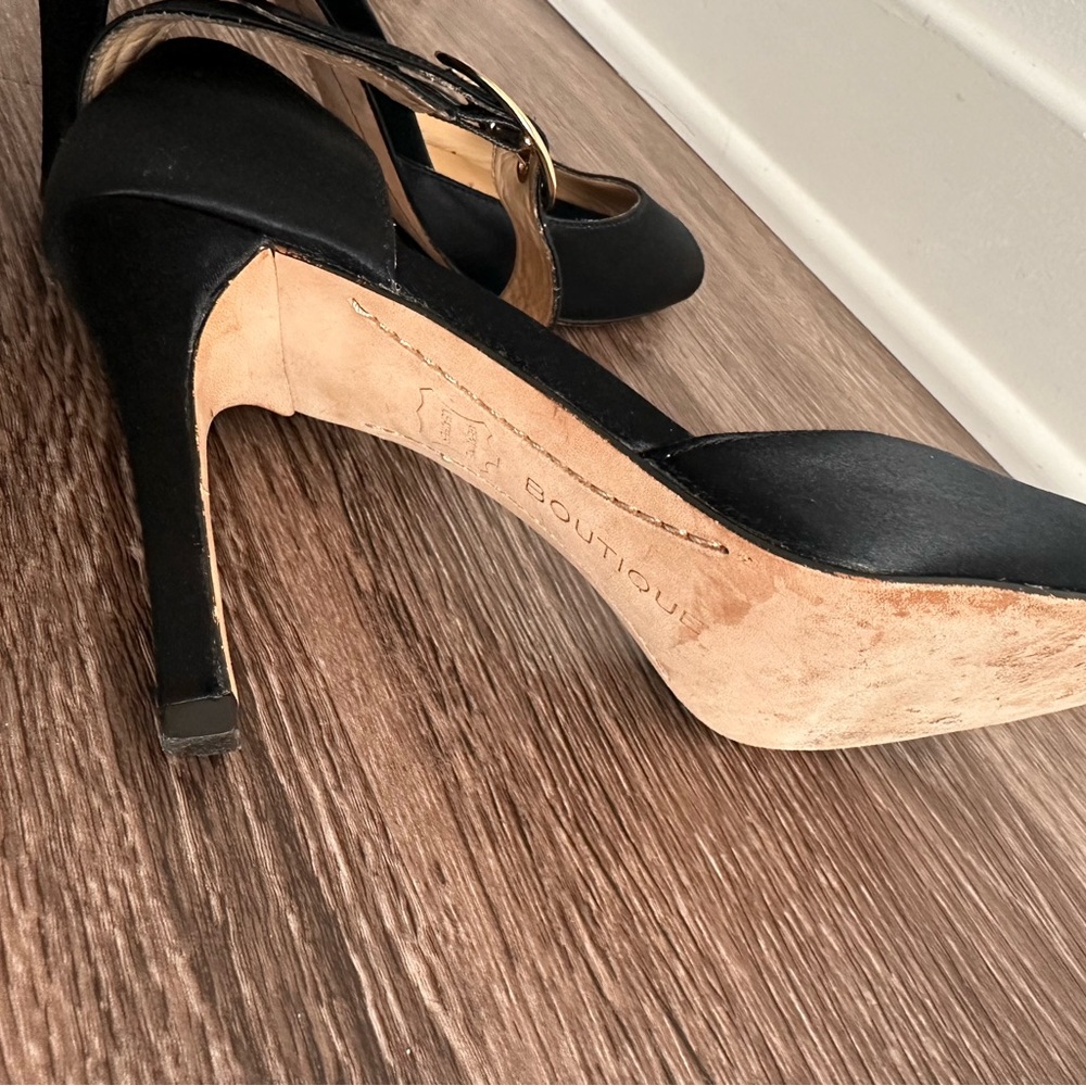 Pumps - Picture 7 of 8